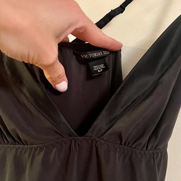 Victoria's Secret black chemise slip sz S - Picture 5 of 5